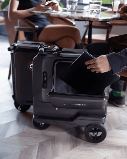 Airwheel_luggage_SE3_Turbo_suitcase_grey_electric_smart_riding_cabin_size_scooter_valise_electrique_anthracite_intelligente_cabine_3