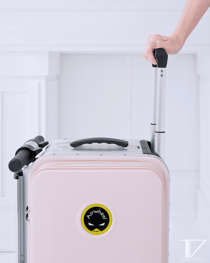 Airwheel_luggage_suitcase_scooter_smart_riding_electric_battery_SE3S_Llight_pink_Valise_electrique_roulante_intelligente_hand